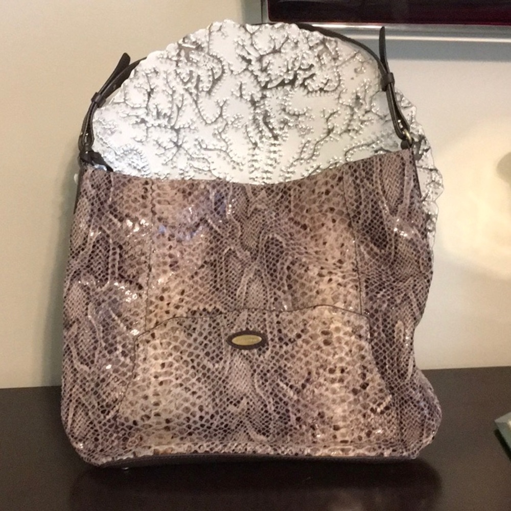Tahari bag